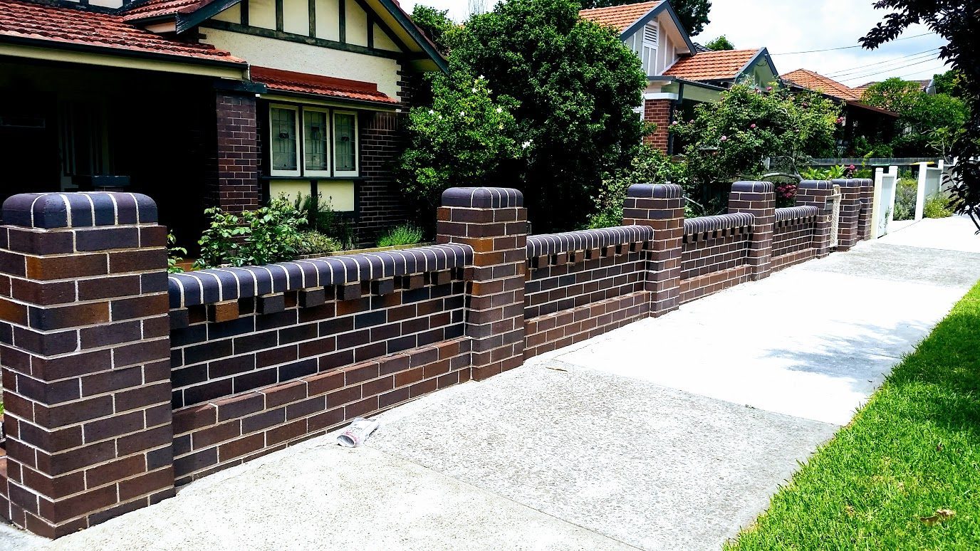 Heritage fence in Federation style — Willoughby